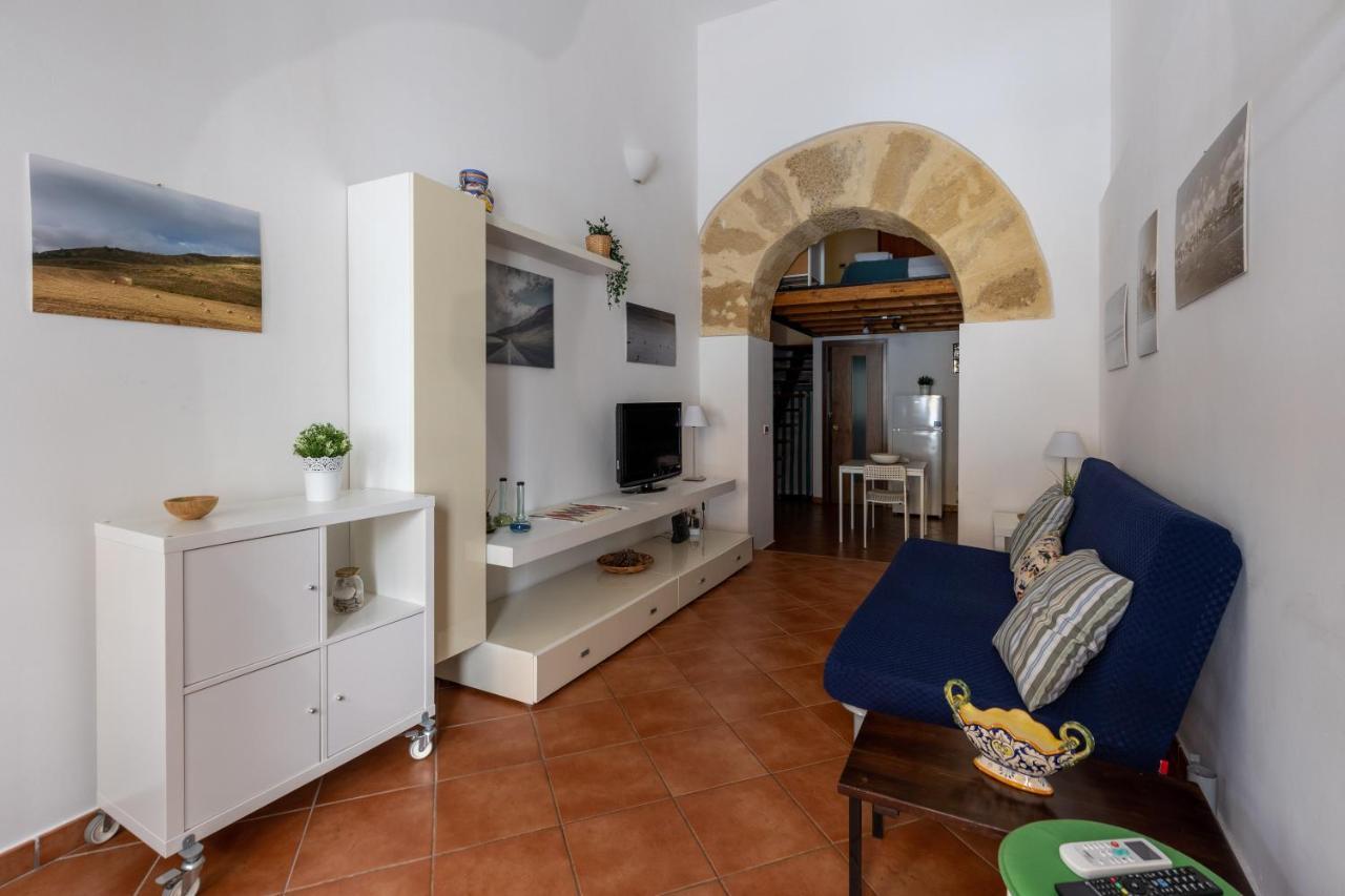 La Casa Del Cacciatore - Alloggio Con Terrazzo Daire Palermo Dış mekan fotoğraf