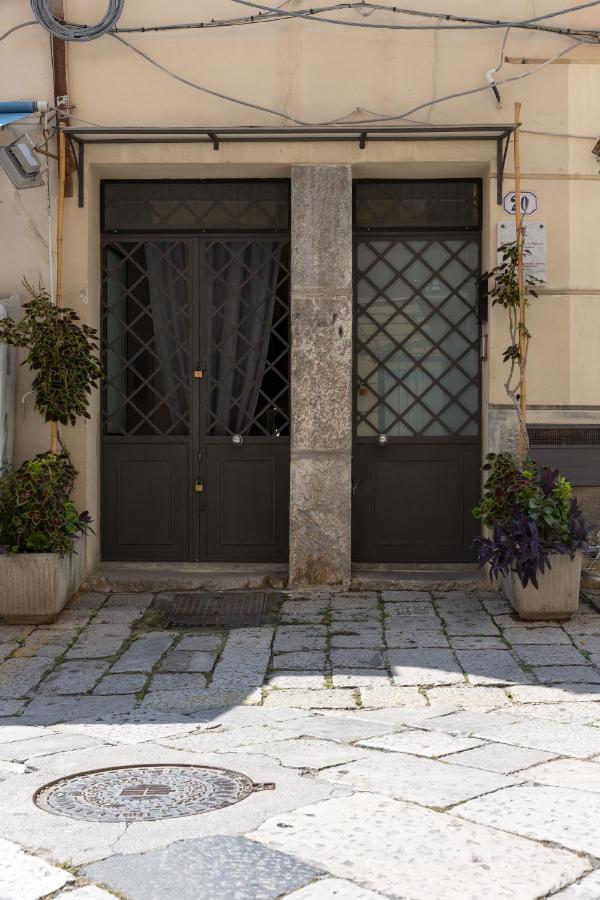La Casa Del Cacciatore - Alloggio Con Terrazzo Daire Palermo Dış mekan fotoğraf